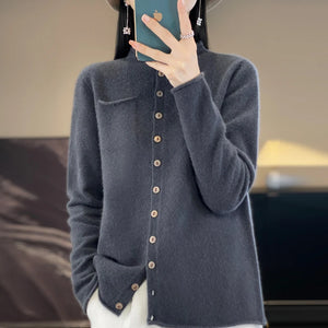 Cardigan Feminino de Lã Cinza 04