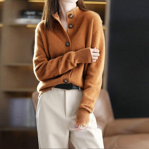 Cardigan Feminino com Botões Caramelo 2