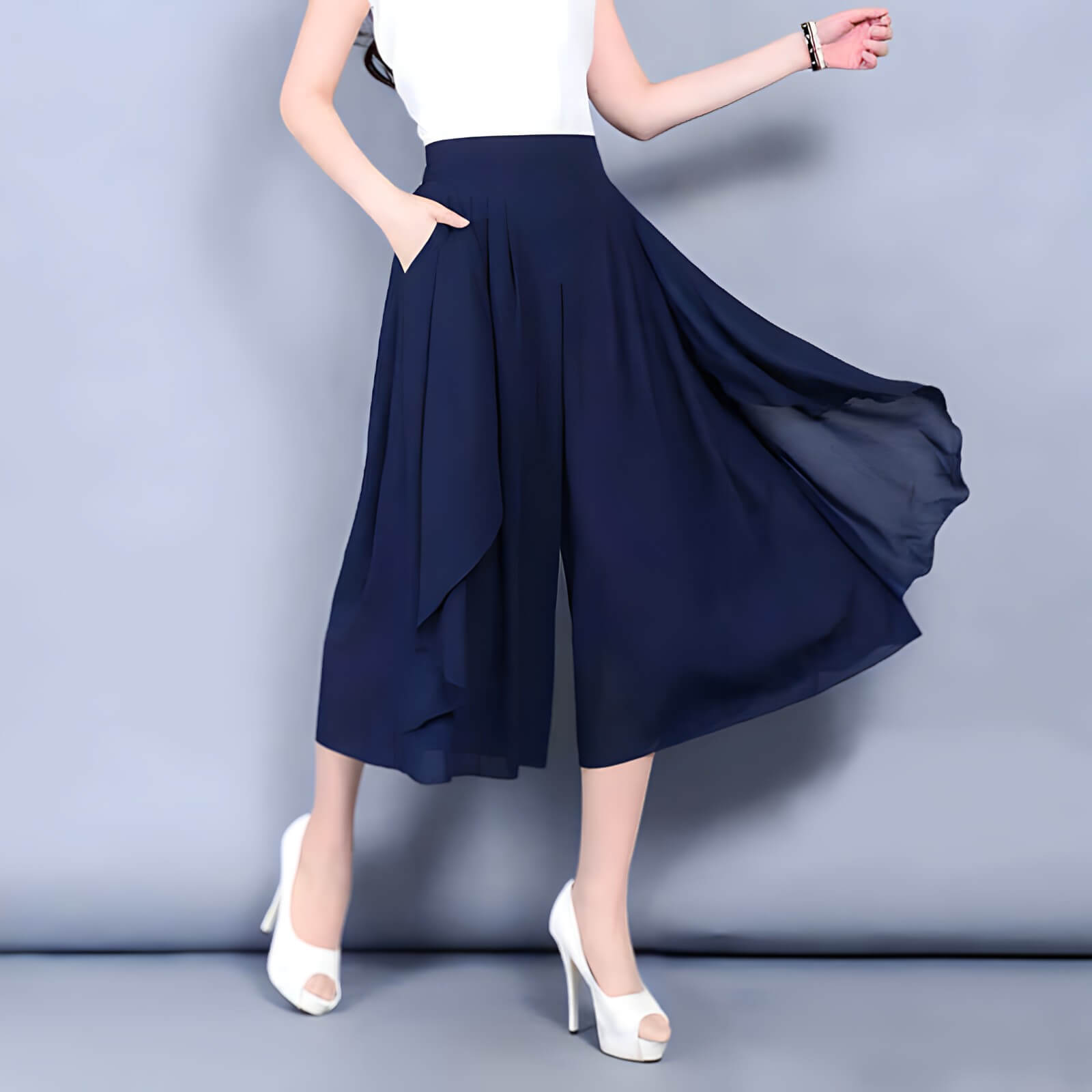 Calça Pantalona de Chiffon Azul Marinho 4