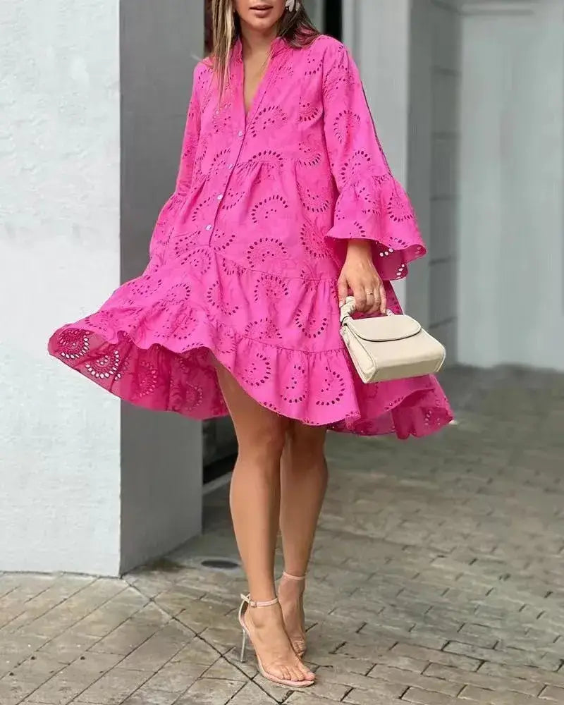 Vestido Curto Laise Manga Flare Botões Frontais Danuta